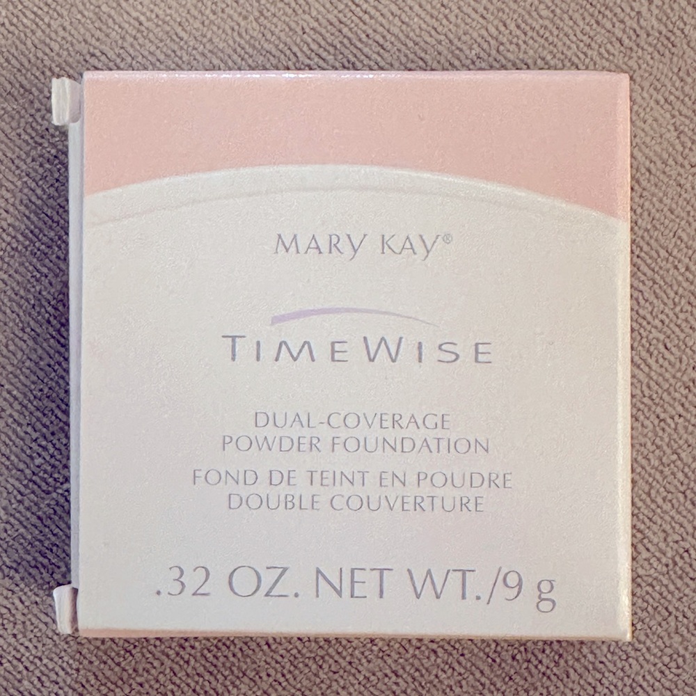 Mary Kay TimeWise Dual Coverage Powder Foundation (Ivory)